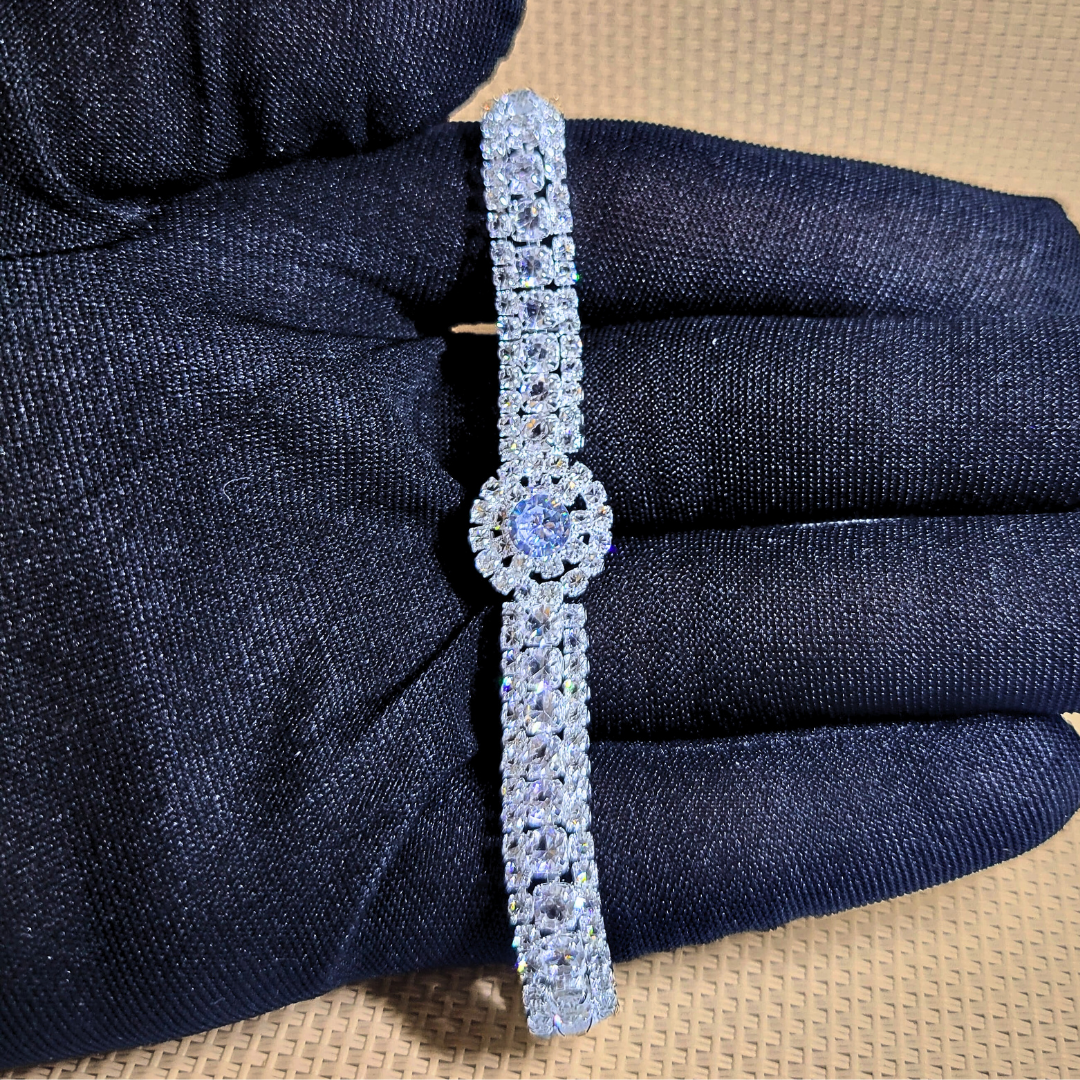 Luxury Crystal Button Bracelet