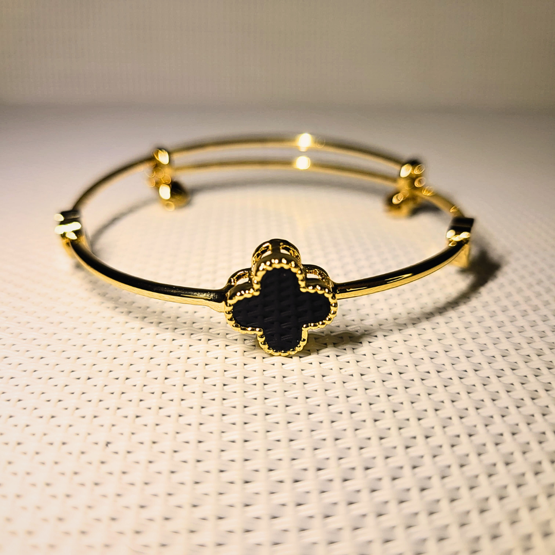 Four Leaf Clover Bangle - Black
