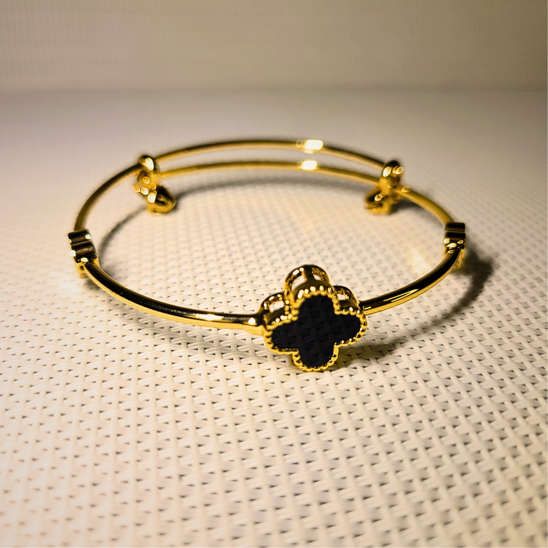 Four Leaf Clover Bangle - Black