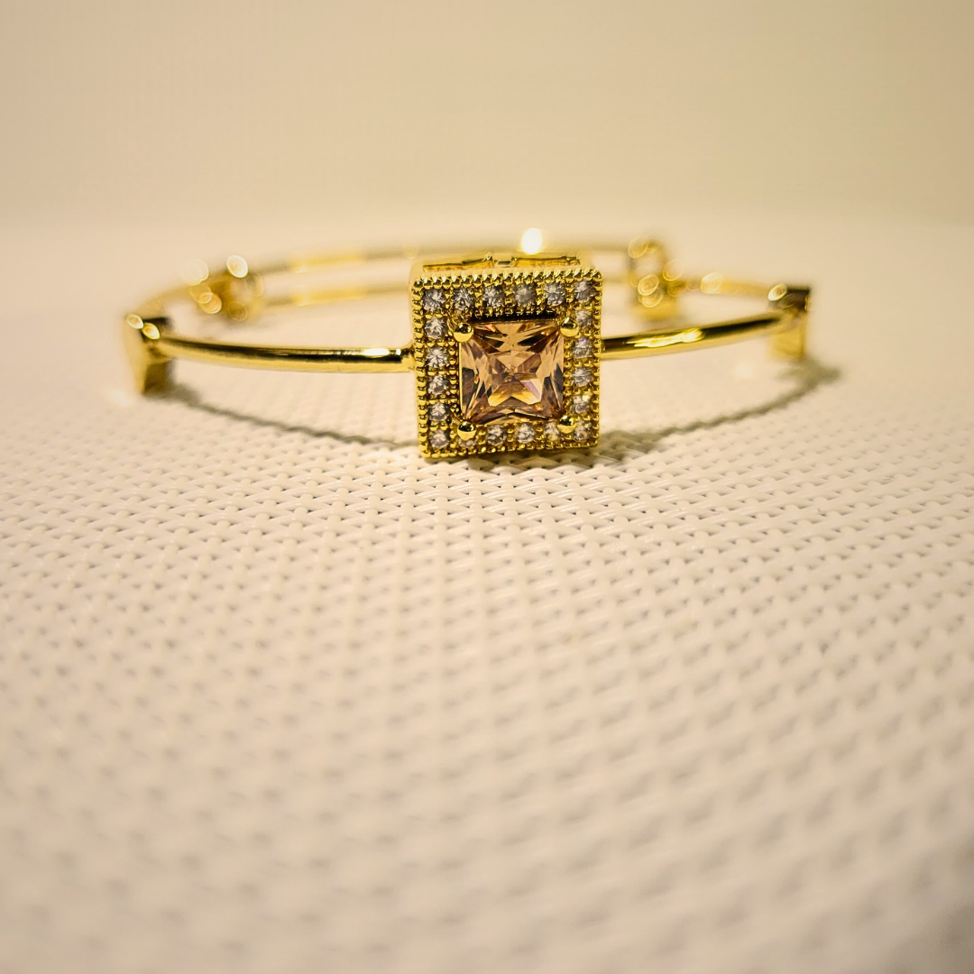 Elegent Square cut Bangle - Golden