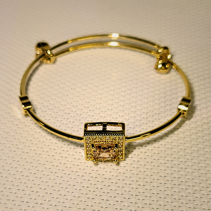 Elegent Square cut Bangle - Golden