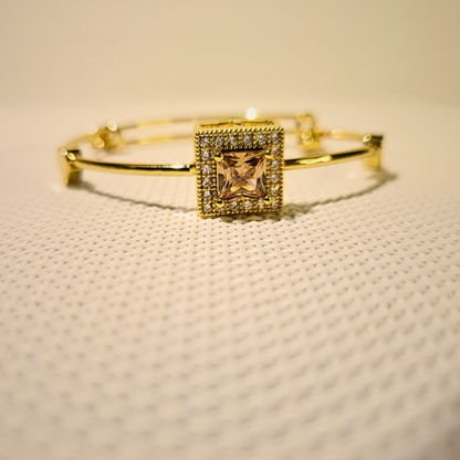 Elegent Square cut Bangle - Golden