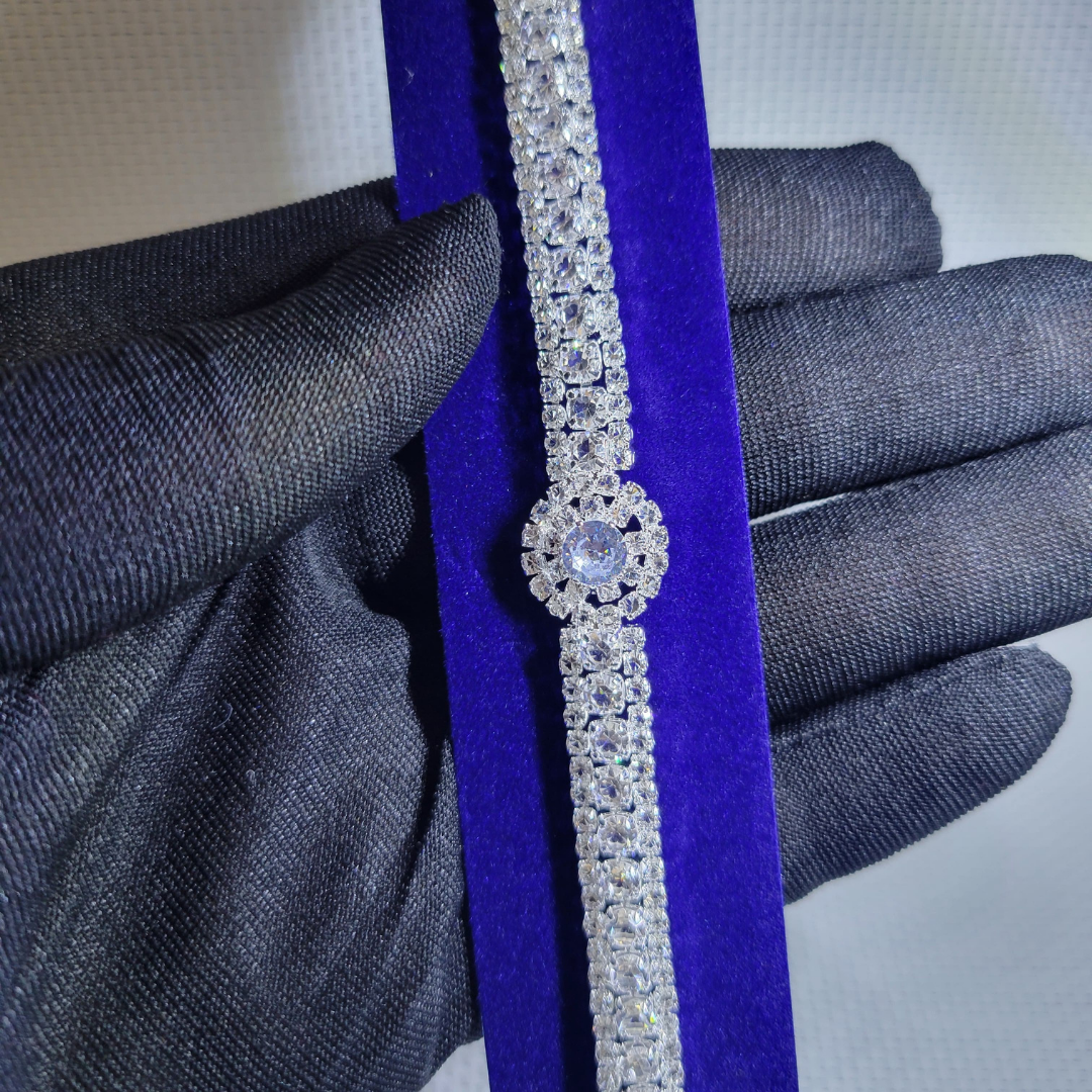 Luxury Crystal Button Bracelet