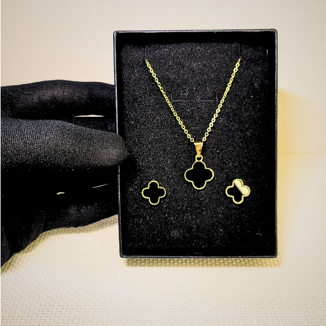 Clover Necklace with earrings - Golden