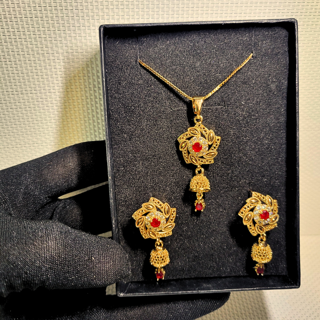 Regal Star Necklace set - Golden
